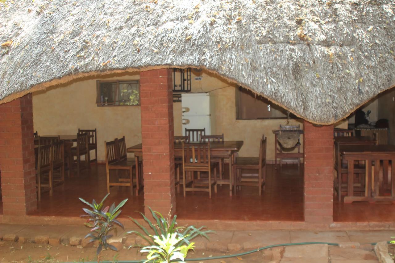Mosi-Ua-Tunya Lodge Victoria Falls Exteriör bild