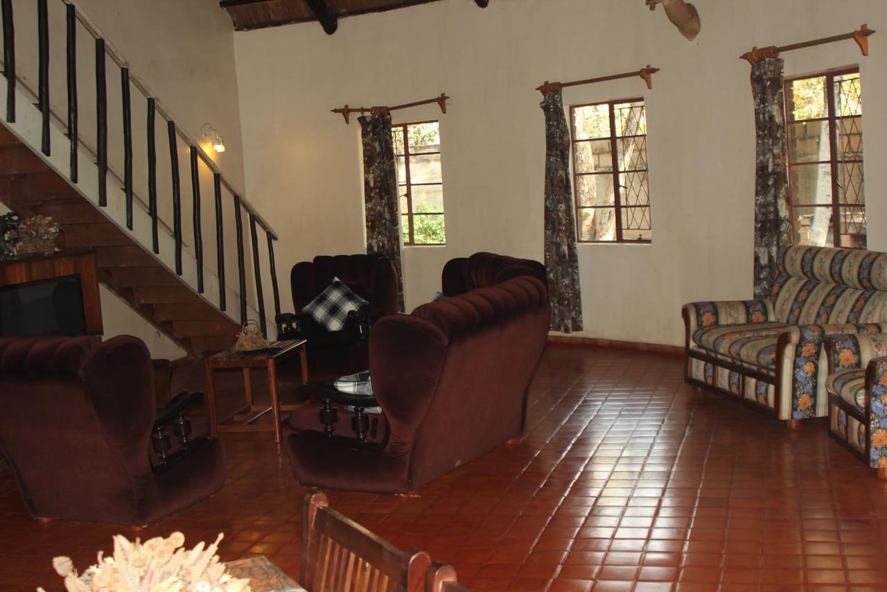 Mosi-Ua-Tunya Lodge Victoria Falls Exteriör bild